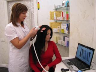 Шевелишь волосы болит голова