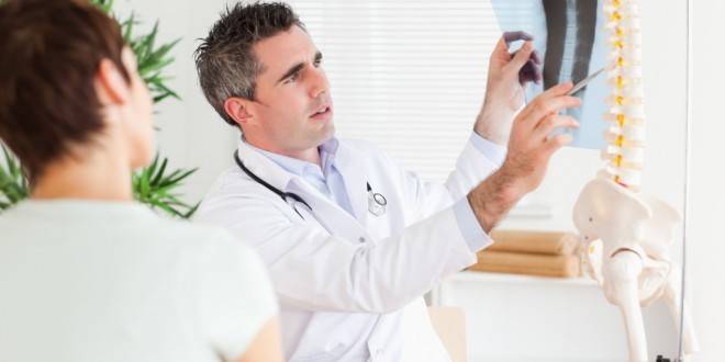 Обращение к врачу при боли в спине Обращение к врачу при боли в спине