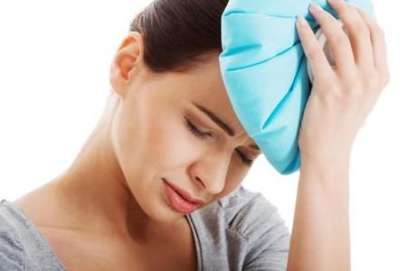 Почему при голодании на воде болит голова