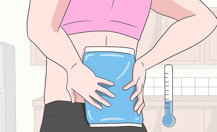 К болезненному участку нужно приложить холодный компресс